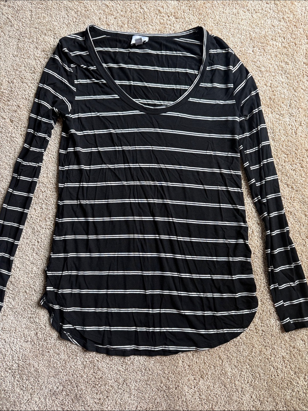 Striped Black Scoop-Neck Long Sleeve Tee